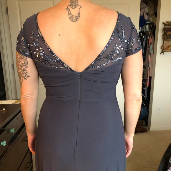 Floor length gown stunner - Picture 8 of 8